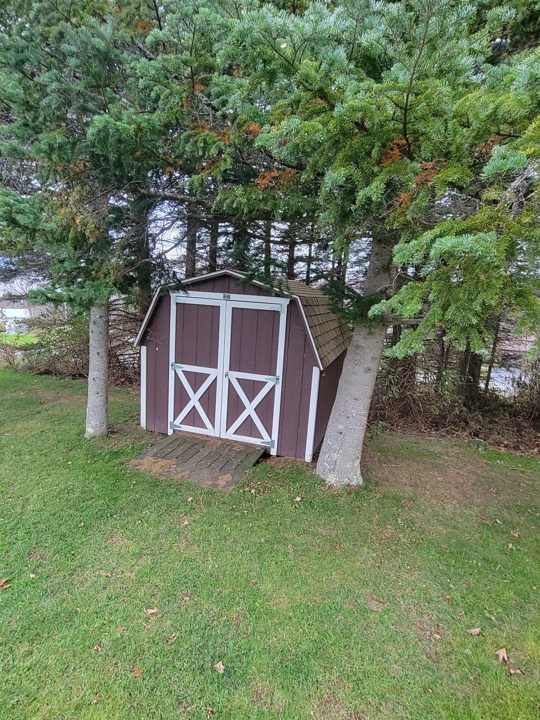 21 Lakeview Drive Derby, VT 05855 - Photo 16 of 27