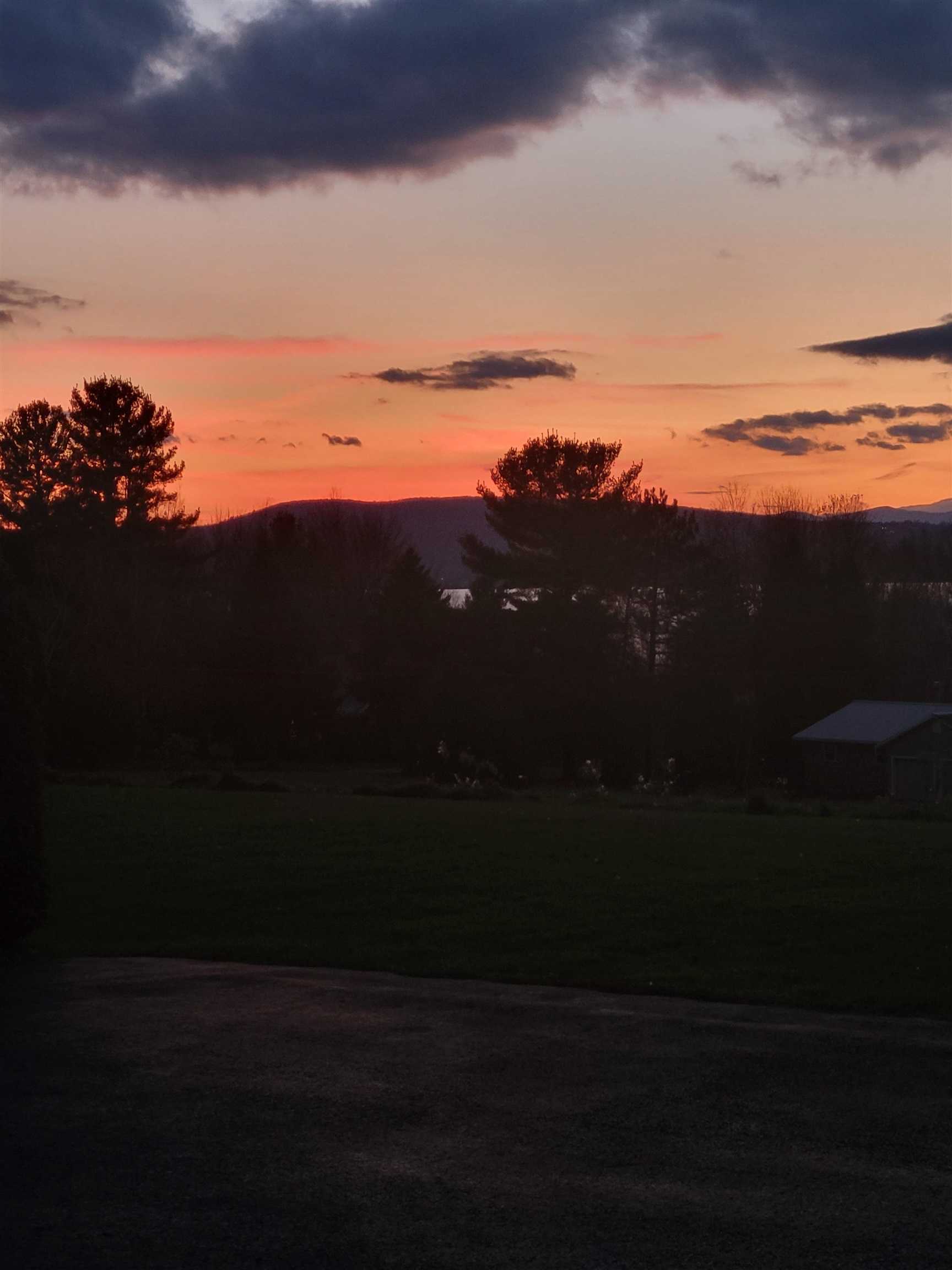 21 Lakeview Drive Derby, VT 05855 - Photo 18 of 27