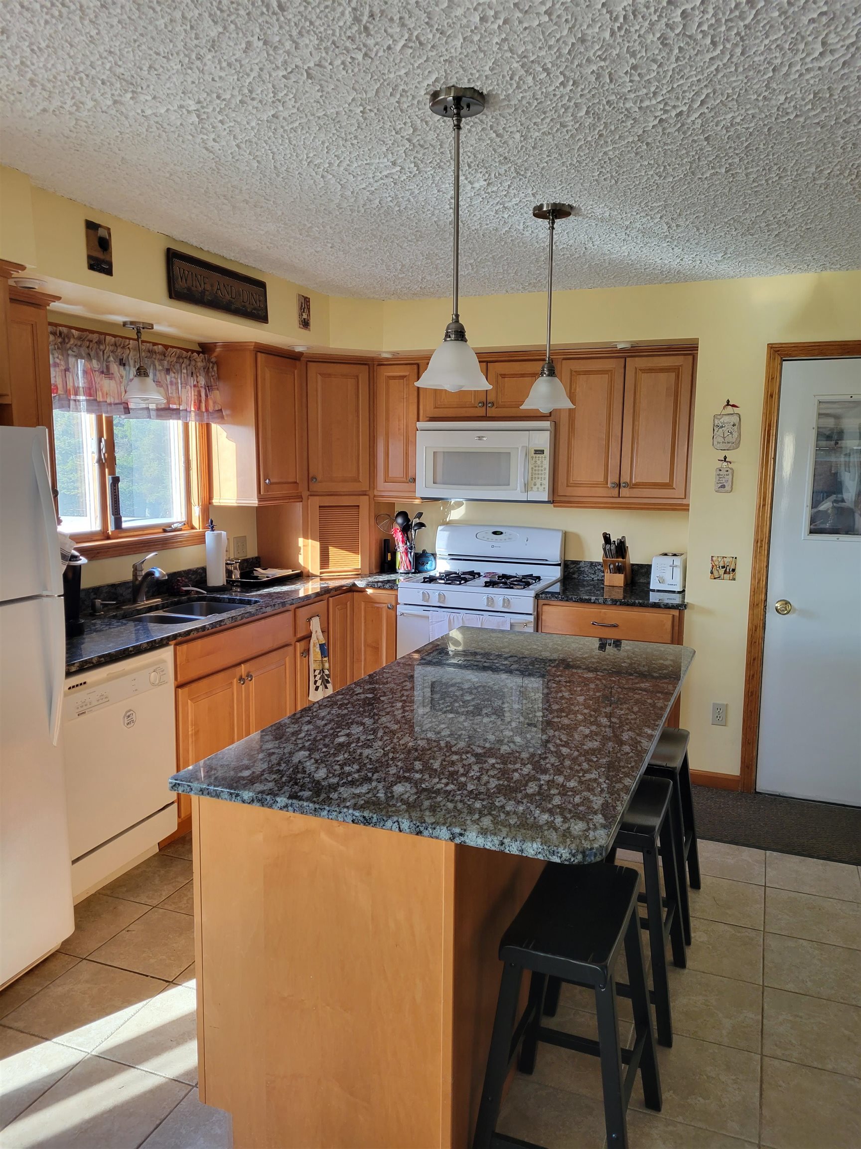 21 Lakeview Drive Derby, VT 05855 - Photo 22 of 27