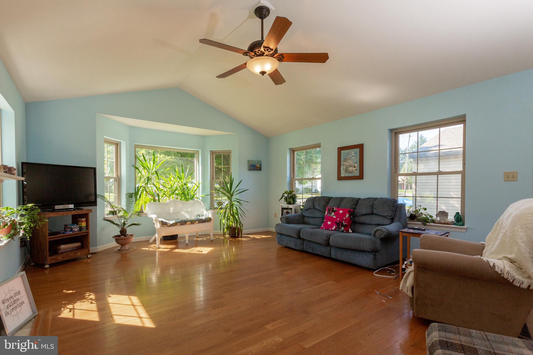 2609 Bilmar Road Reading, PA 19604 - Photo 2 of 30 Gallery Image 2