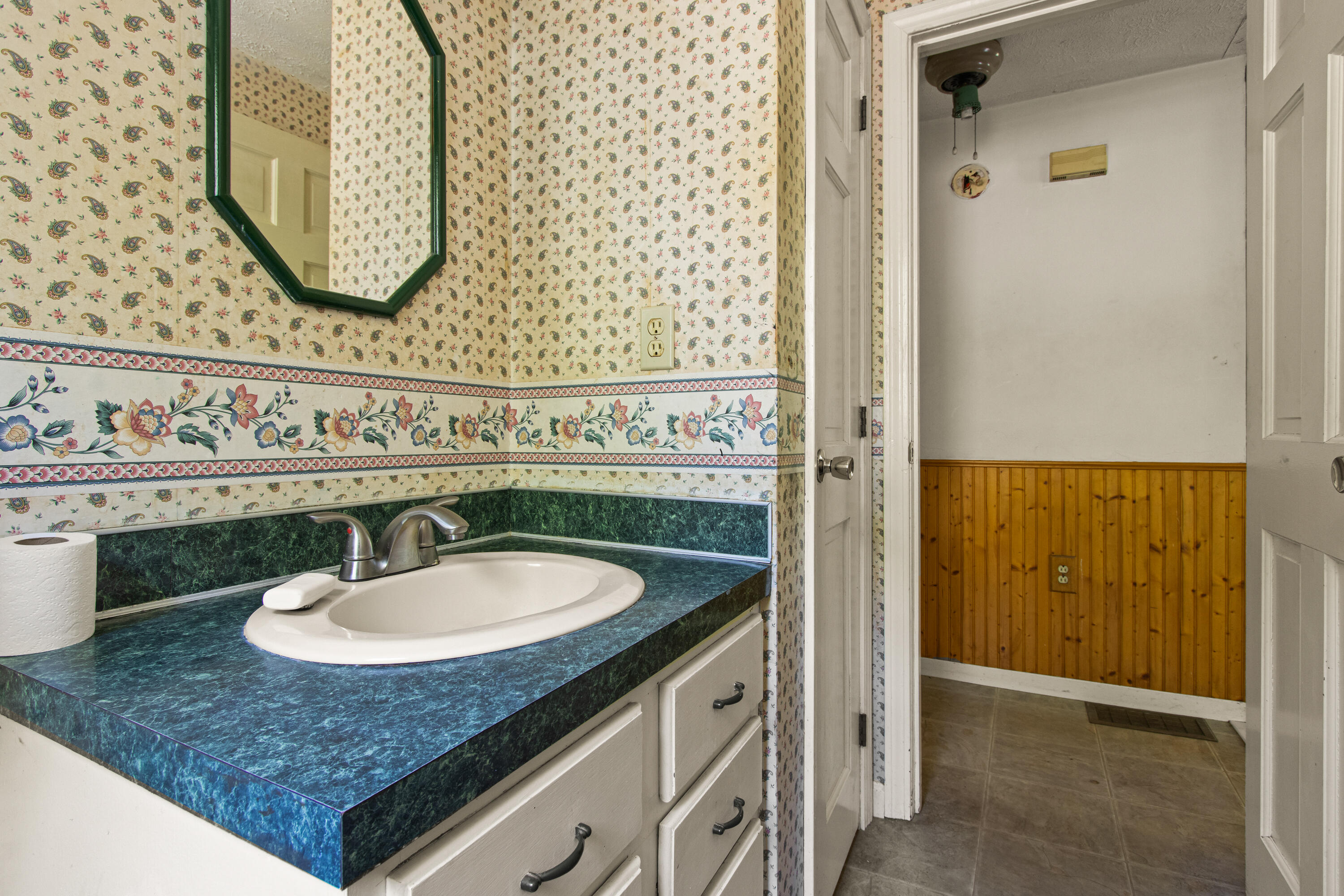 74 Chadbourne Ridge Road North Waterboro, ME 04061 - Photo 18 of 42 20250527BH-71023