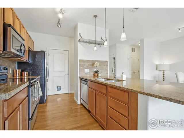 $374,995 | 13456 Via Varra, Unit 211, Broomfield, CO 80020