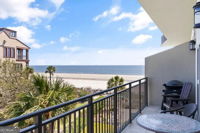 $1,275,000 | 800 Ocean Boulevard, Unit 204, St. Simons, GA 31522