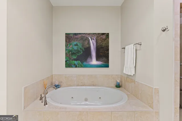 $1,275,000 | 800 Ocean Boulevard, Unit 204, St. Simons, GA 31522