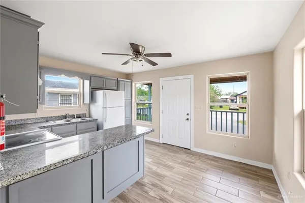 $950 | 811 Carlson Street, Elsa, TX 78538