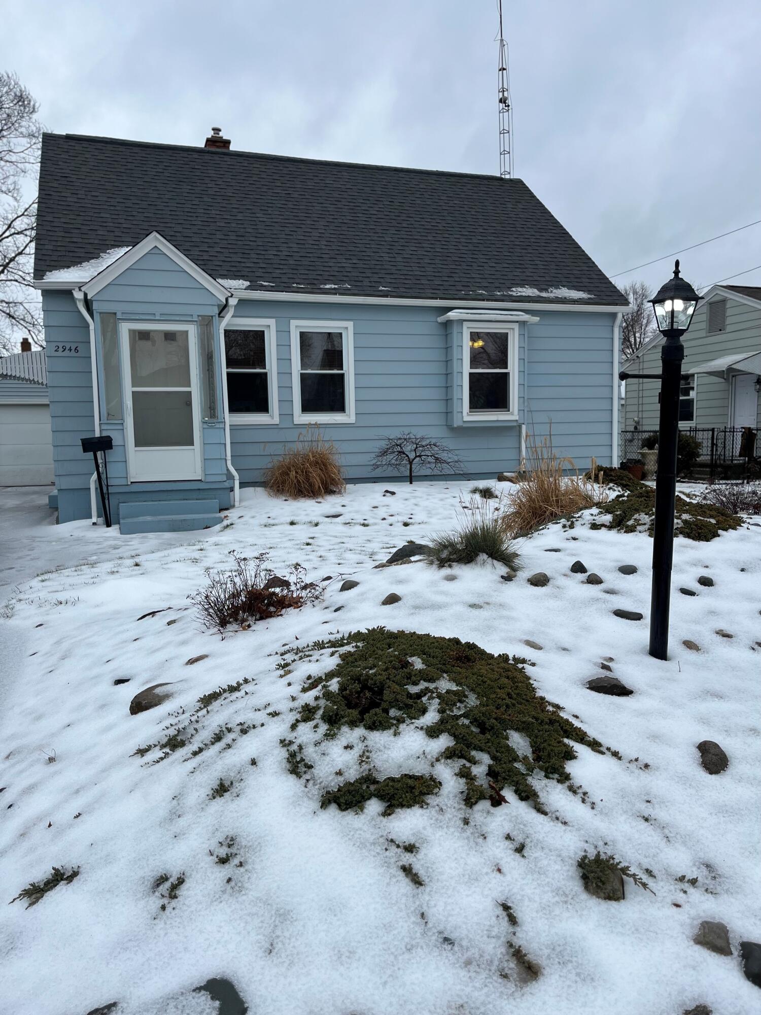 2946 Roosevelt Road Muskegon, MI 49441 - Photo 1 of 24 4