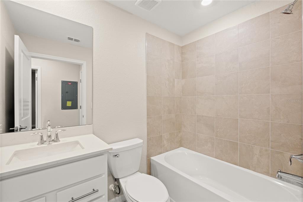 19015 Scallop Loop, Unit 103 Lakewood Ranch, FL 34211 - Photo 27 of 74