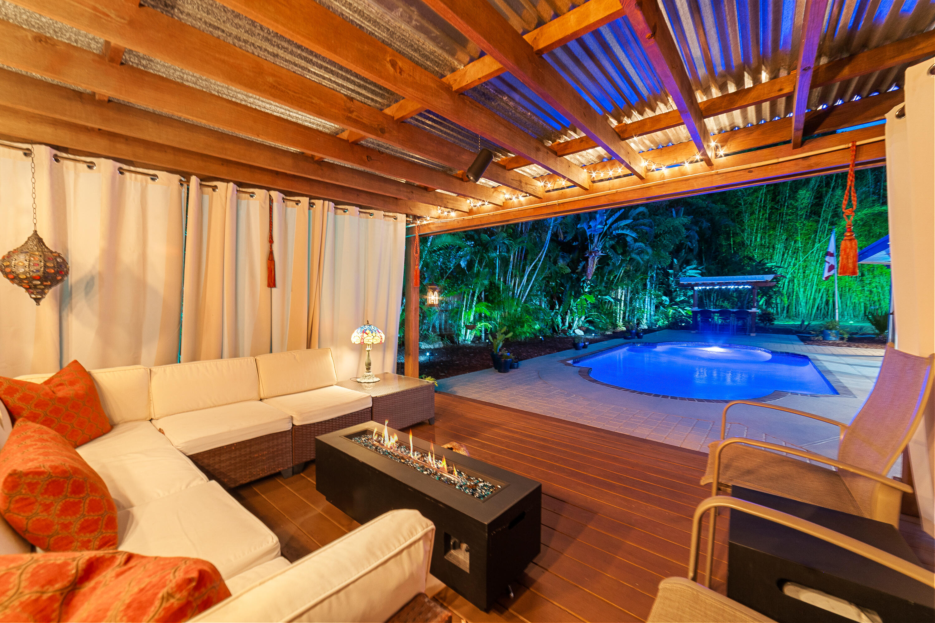 1721 Southwest 9th Street Boca Raton, FL 33486 - Photo 34 of 40 a outdoor living space with furniture and garden view