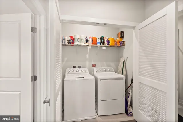 $520,000 | 46270 Mount Allen Terrace, Unit 201, Sterling, VA 20164