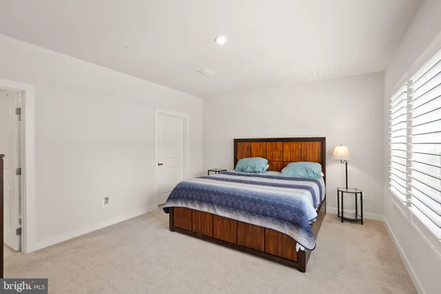 $520,000 | 46270 Mount Allen Terrace, Unit 201, Sterling, VA 20164