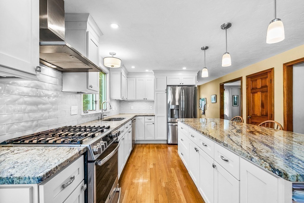 70 Cedar Road Marshfield, MA 02050 - Photo 15 of 41