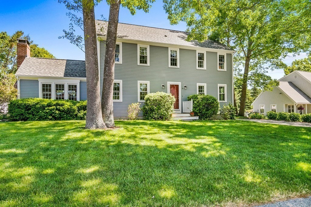 70 Cedar Road Marshfield, MA 02050 - Photo 2 of 41