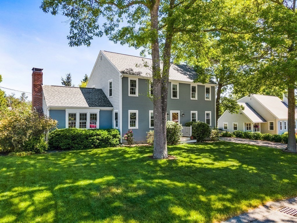 70 Cedar Road Marshfield, MA 02050 - Photo 4 of 41