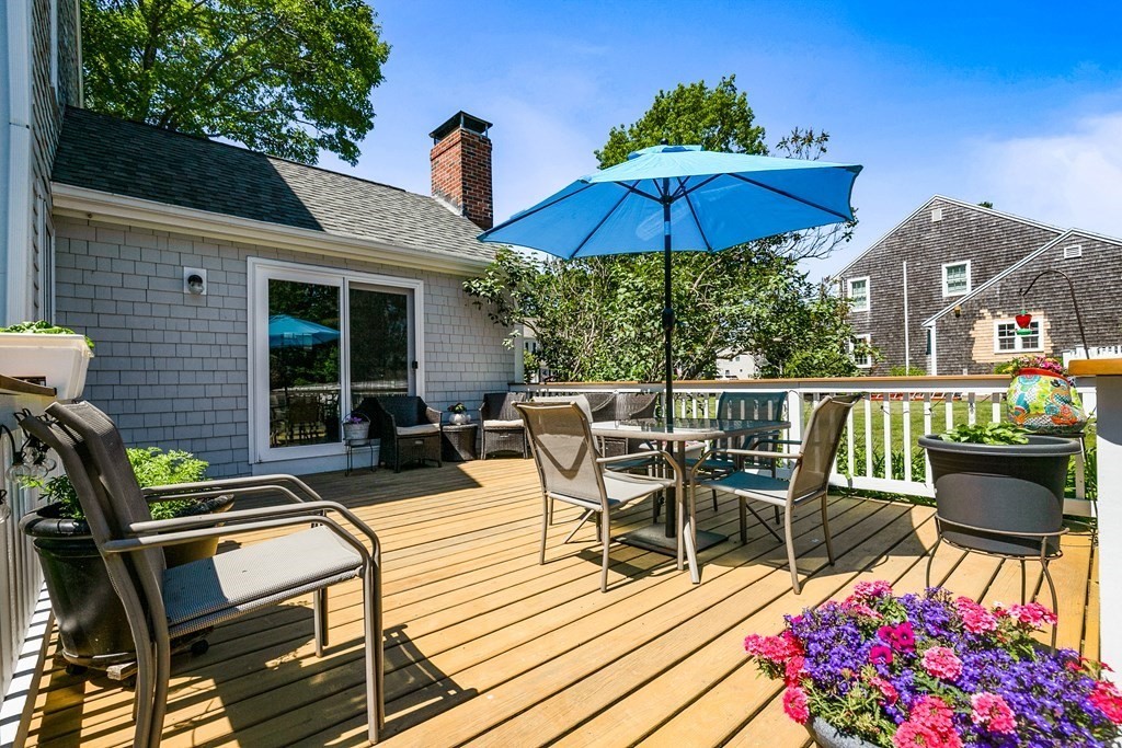 70 Cedar Road Marshfield, MA 02050 - Photo 5 of 41