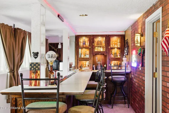 $1,750,000 | 291 Comeback Bay Lane, Sagle, ID 83860