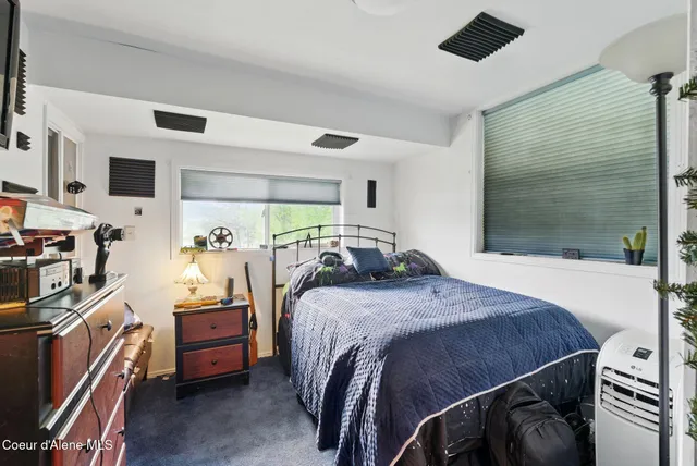 $1,750,000 | 291 Comeback Bay Lane, Sagle, ID 83860