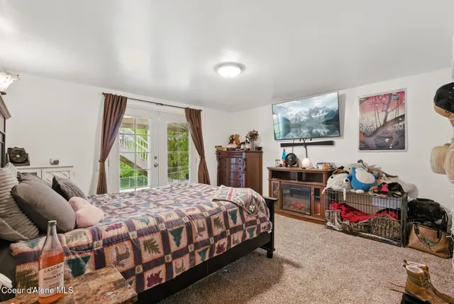 $1,750,000 | 291 Comeback Bay Lane, Sagle, ID 83860