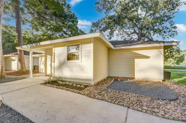 $1,400 | 3491 Balboa Circle, Montgomery, TX 77356