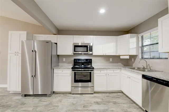 $1,400 | 3491 Balboa Circle, Montgomery, TX 77356