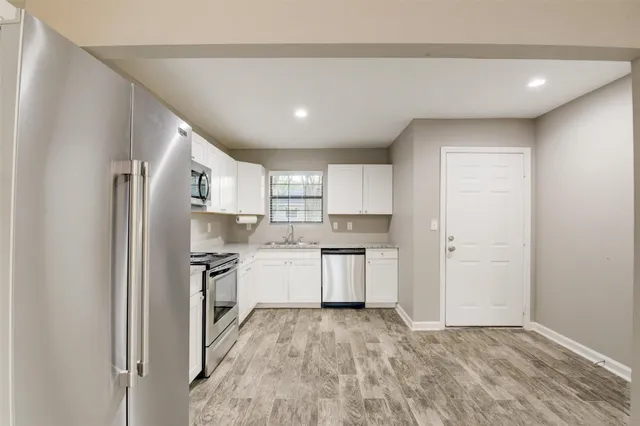 $1,400 | 3491 Balboa Circle, Montgomery, TX 77356