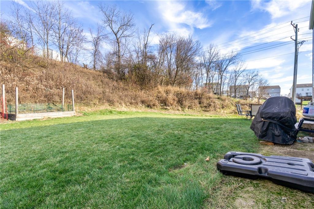 216 West Country Barn Road Houston, PA 15342 - Photo 10 of 34 a garden view with a seating space