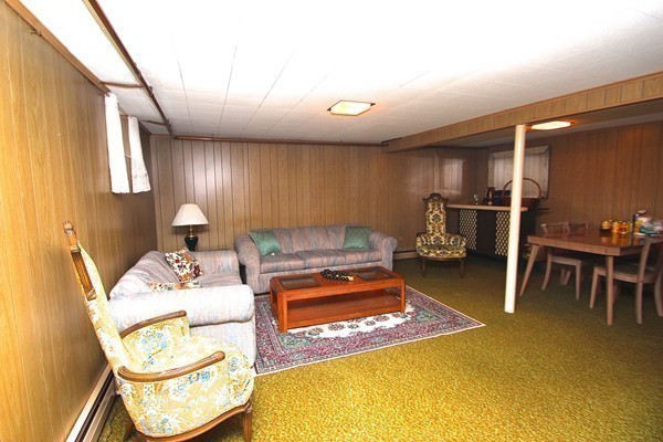 74 Robin Hood Road Stoneham, MA 02180 - Photo 23 of 26 Gallery Image 23