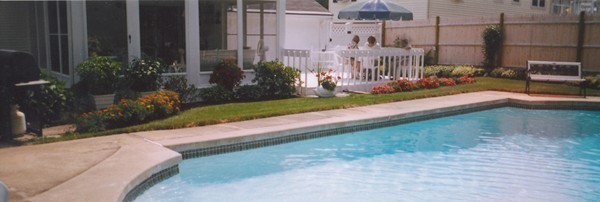 74 Robin Hood Road Stoneham, MA 02180 - Photo 4 of 26 Gallery Image 4