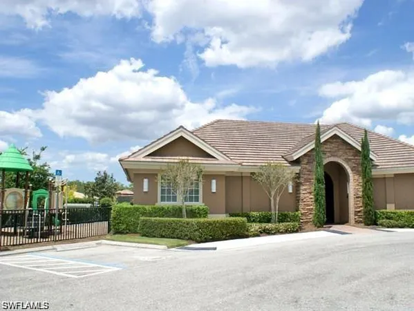$5,950 | 7414 Acorn Way, Naples, FL 34119