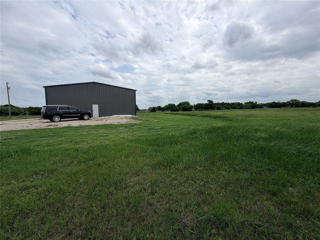 192 FM 1183 Alma, TX 75119 - Photo 7 of 33