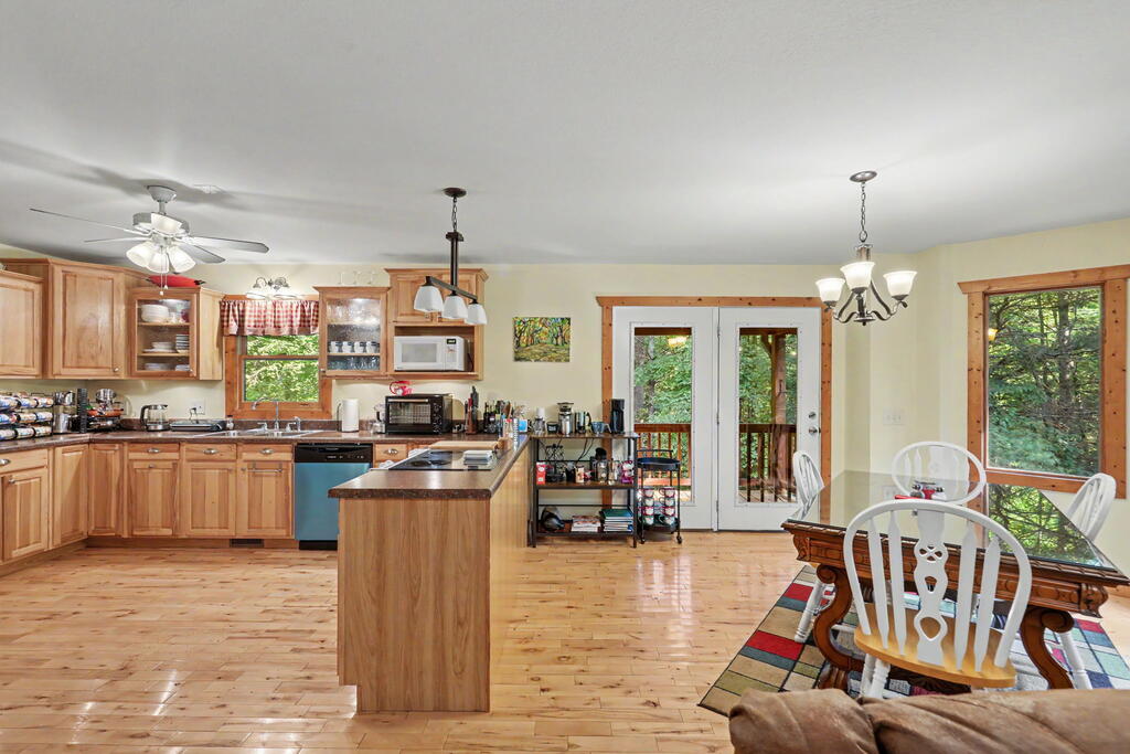 2824 Pat Colwell Road Blairsville, GA 30512 - Photo 8 of 62 Gallery Image 8
