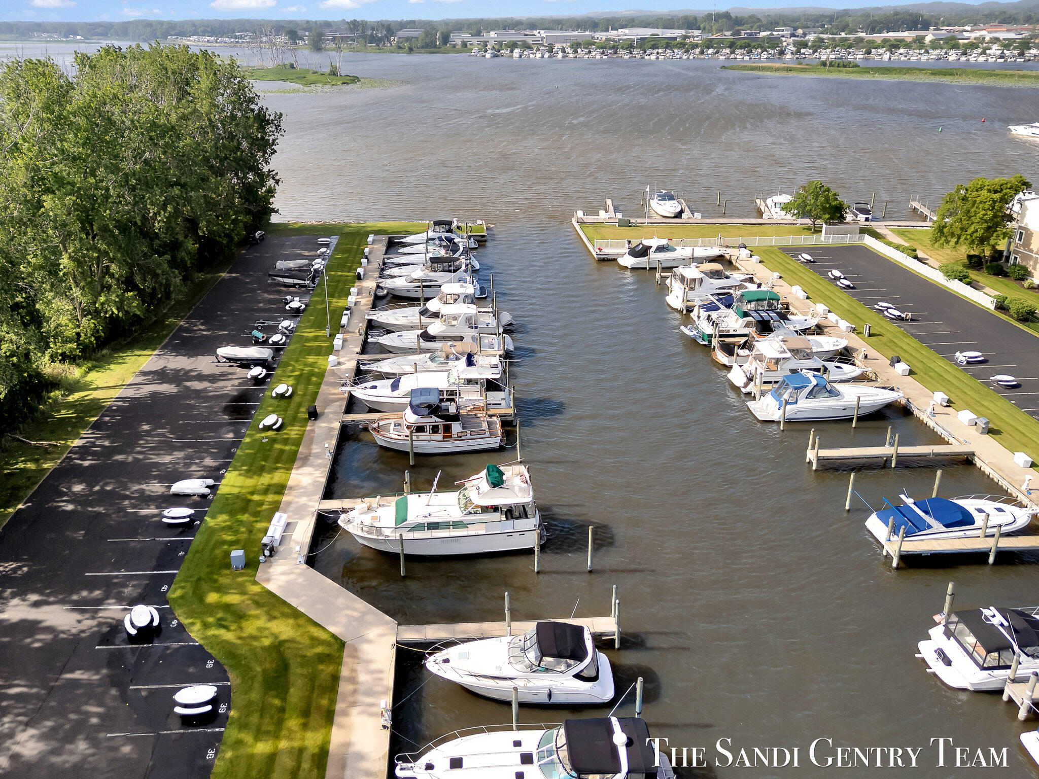 910 West Savidge Street, Unit 39 Spring Lake, MI 49456 - Photo 16 of 17 DJI_20260630095741_0278_D