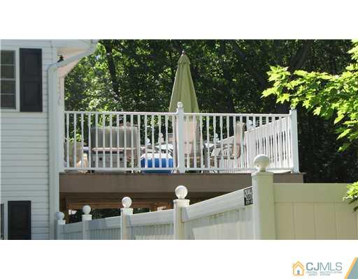 32 Darwin Road Old Bridge, NJ 08857 - Photo 8 of 10 Gallery Image 8