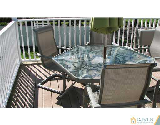 32 Darwin Road Old Bridge, NJ 08857 - Photo 10 of 10 Gallery Image 10