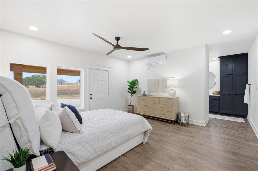 388 Fern Valley Road Waco, TX 76708 - Photo 20 of 40 Primary Suite