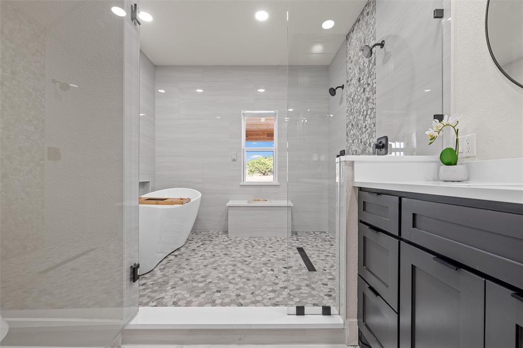 388 Fern Valley Road Waco, TX 76708 - Photo 22 of 40 Dreamy Spa Bath