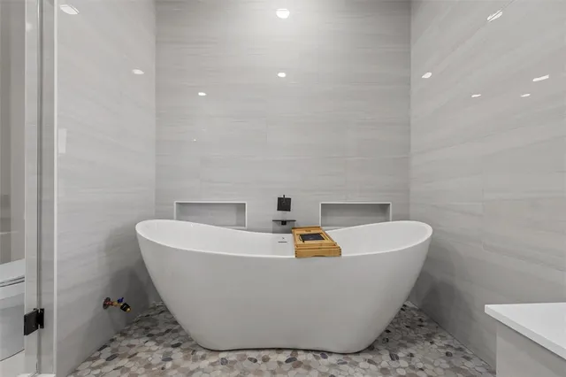 $650,000 | 388 Fern Valley Road, Waco, TX 76708