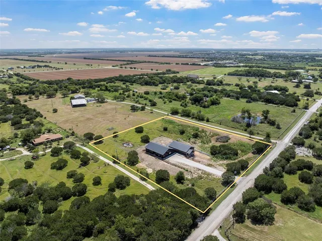 $650,000 | 388 Fern Valley Road, Waco, TX 76708