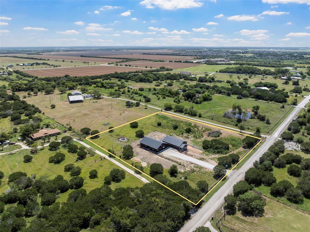 388 Fern Valley Road Waco, TX 76708 - Photo 4 of 40 Your country estate