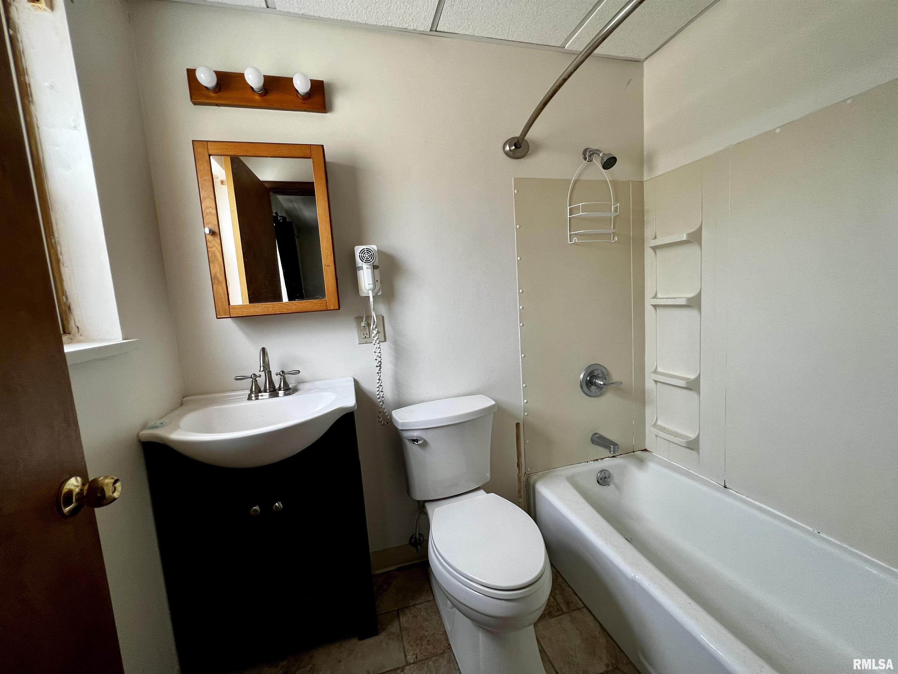 721 Wigwam Hollow Road Macomb, IL 61455 - Photo 11 of 55