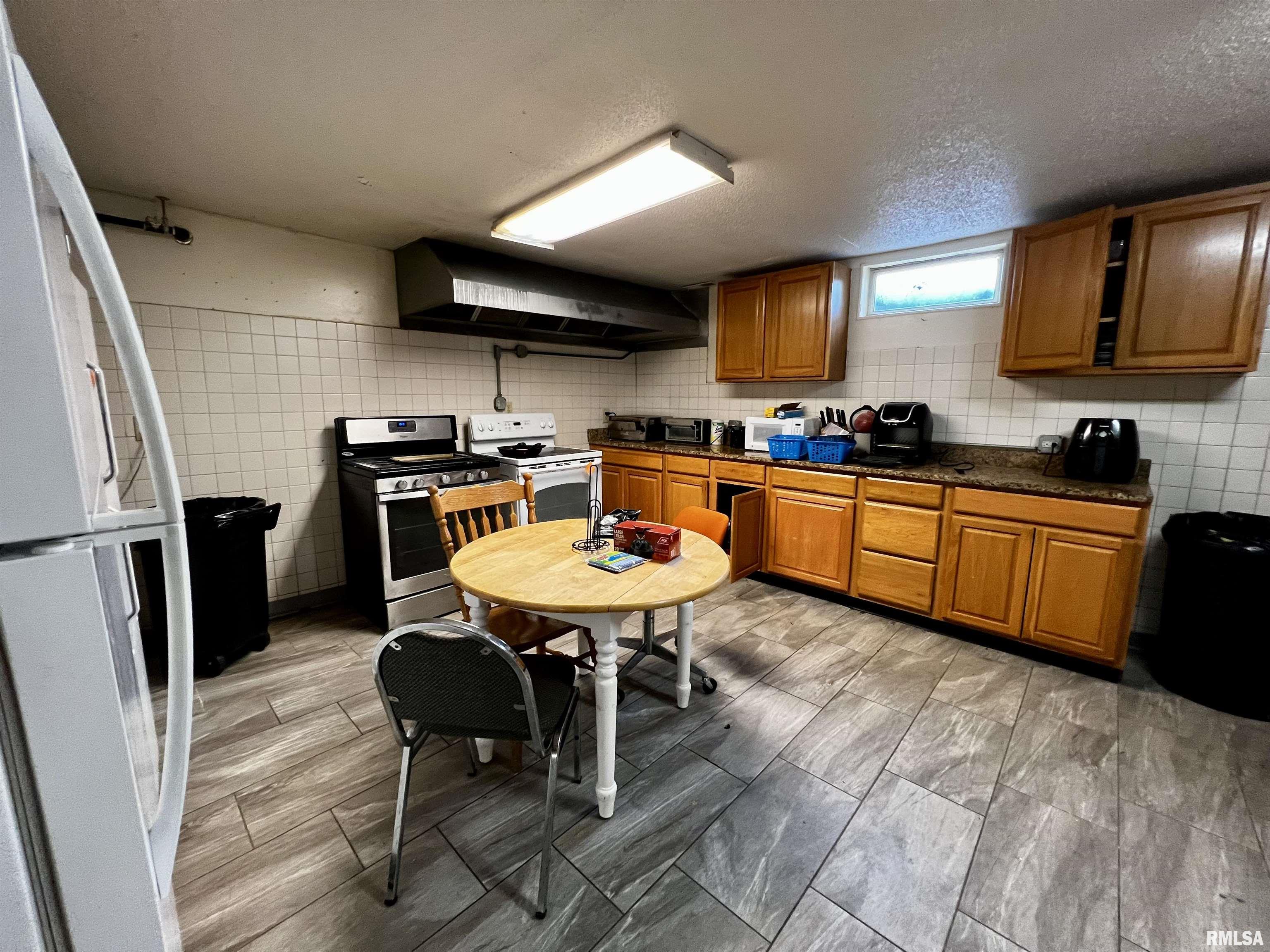 721 Wigwam Hollow Road Macomb, IL 61455 - Photo 42 of 55