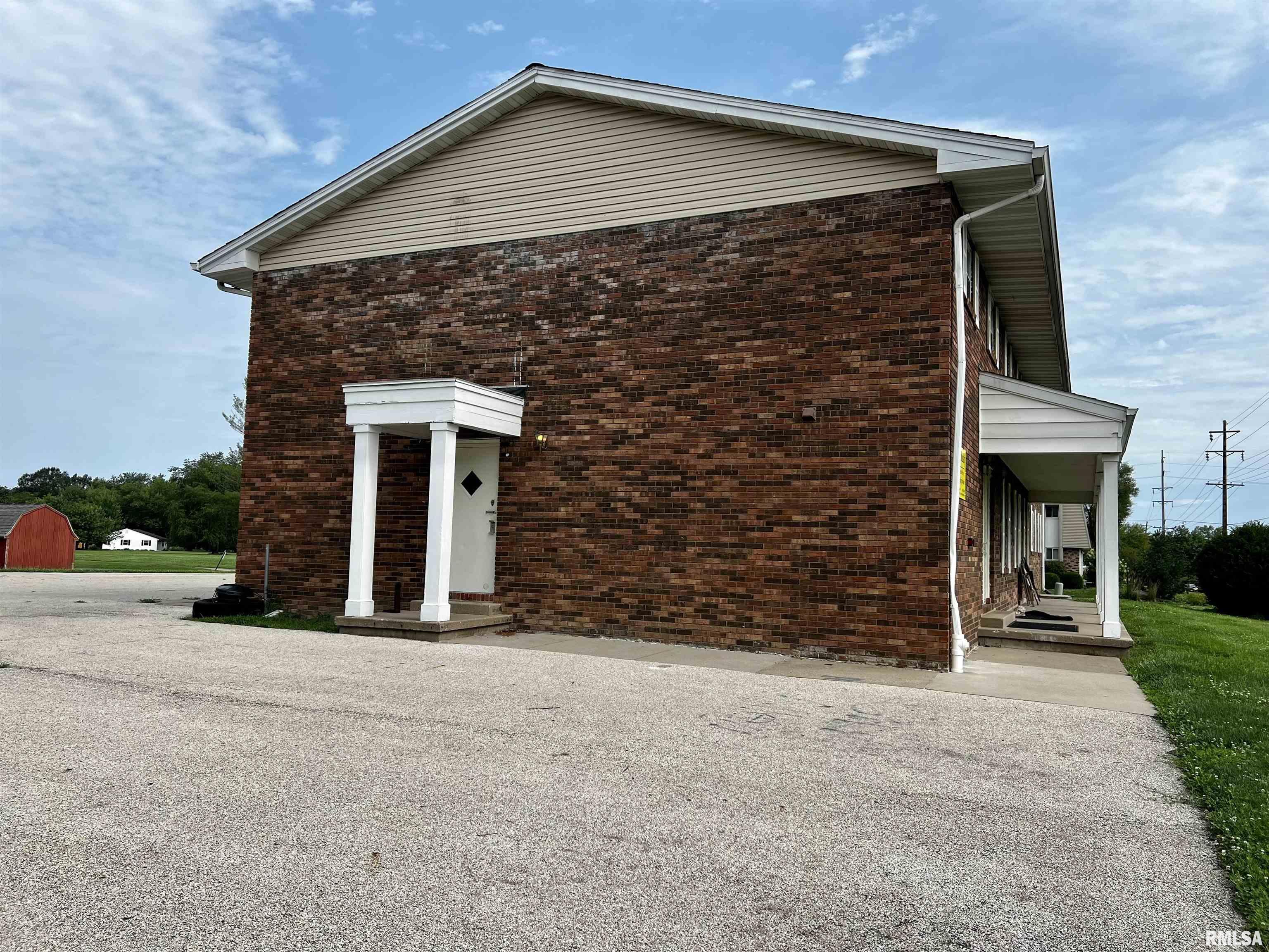 721 Wigwam Hollow Road Macomb, IL 61455 - Photo 5 of 55