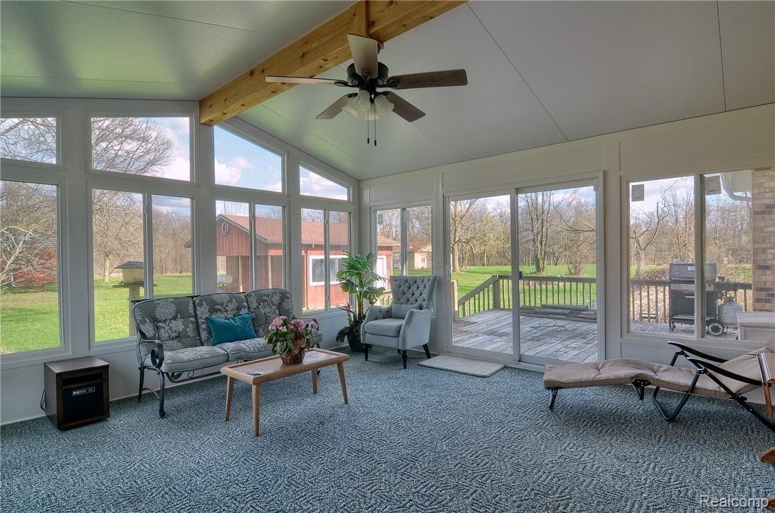 11119 Main Fenton, MI 48430 - Photo 16 of 30 Sunporch (1).jpg