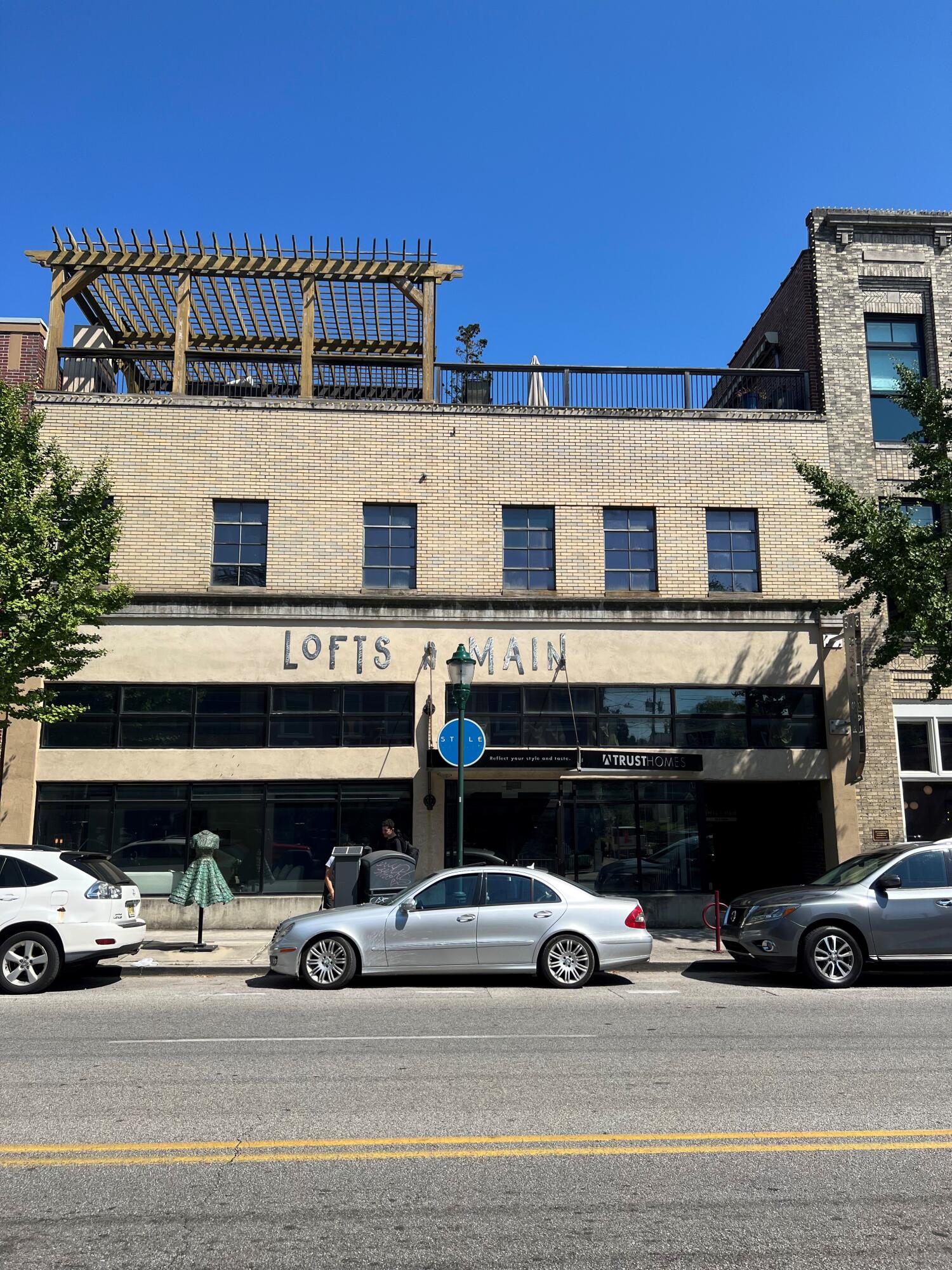 55 East Main Street, Unit 208 Chattanooga, TN 37408 - Photo 2 of 4 Image 1