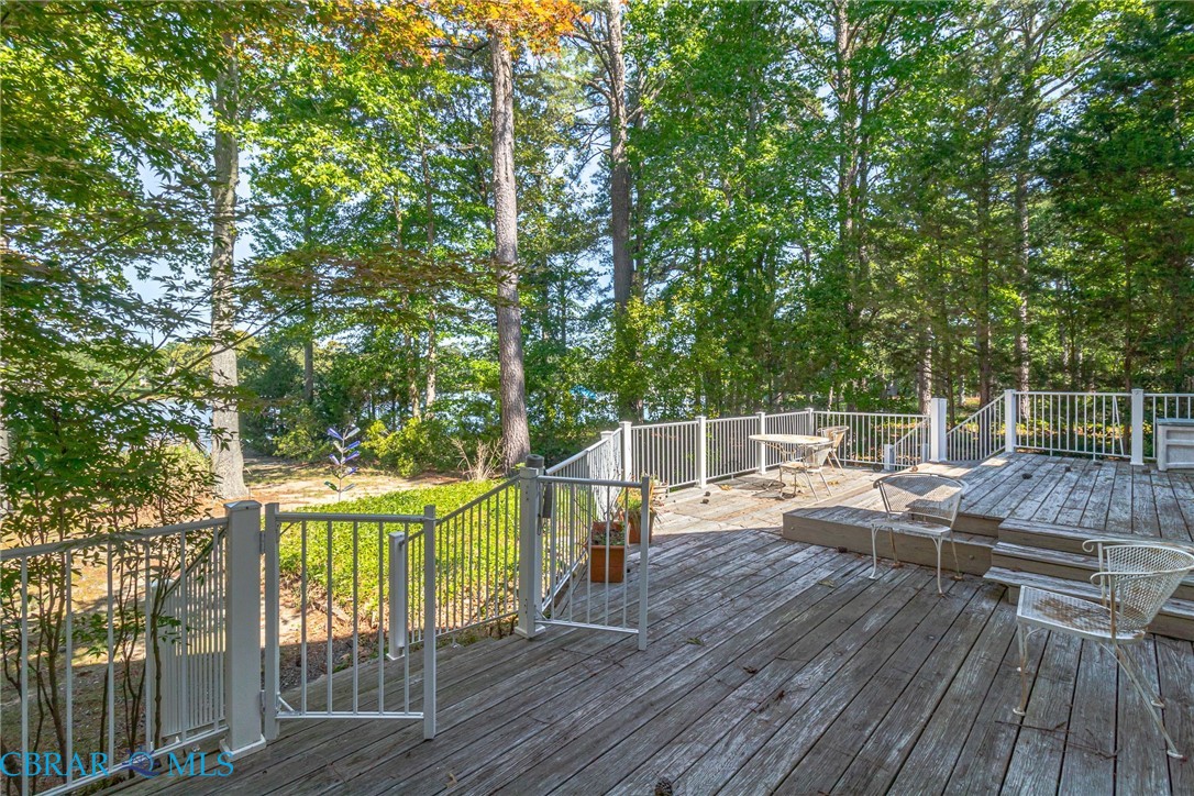 75 Lagrange Avenue Kilmarnock, VA 22482 - Photo 78 of 93