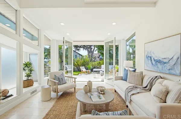 $4,300,000 | 1407 Ocean Avenue, Del Mar, CA 92014