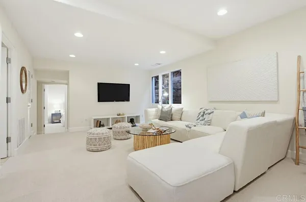 $4,300,000 | 1407 Ocean Avenue, Del Mar, CA 92014