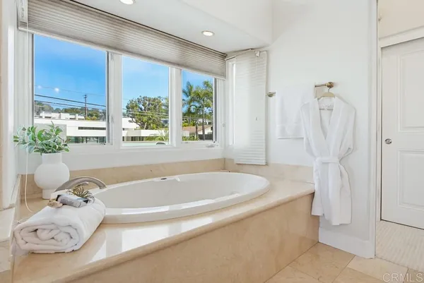 $4,300,000 | 1407 Ocean Avenue, Del Mar, CA 92014