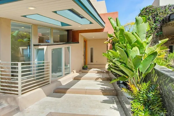 $4,300,000 | 1407 Ocean Avenue, Del Mar, CA 92014
