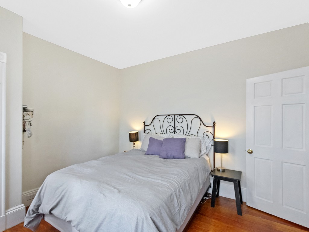 103 Bartlett Street Somerville, MA 02145 - Photo 11 of 35