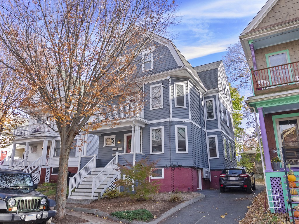 103 Bartlett Street Somerville, MA 02145 - Photo 2 of 35